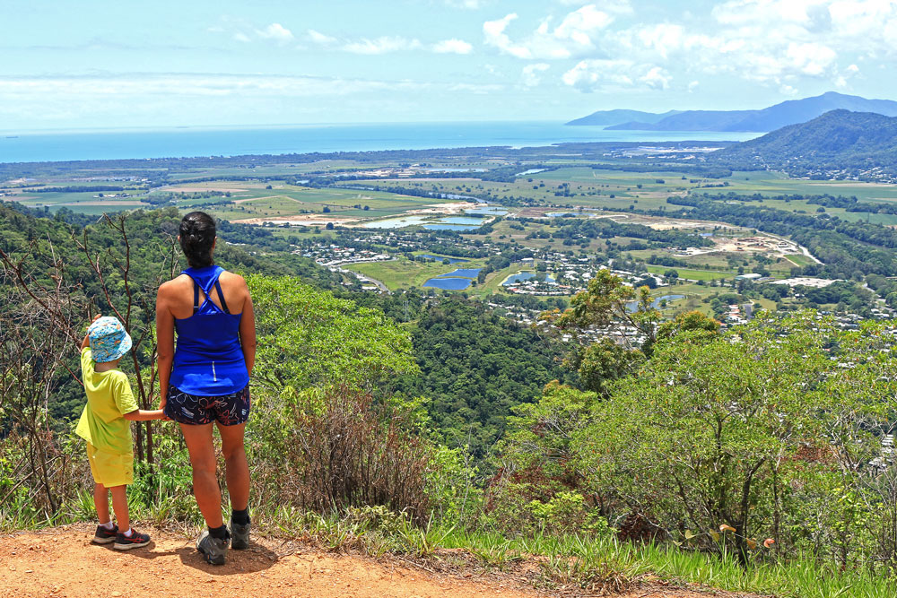 Things to do in Cairns - climb to Glacier Rock