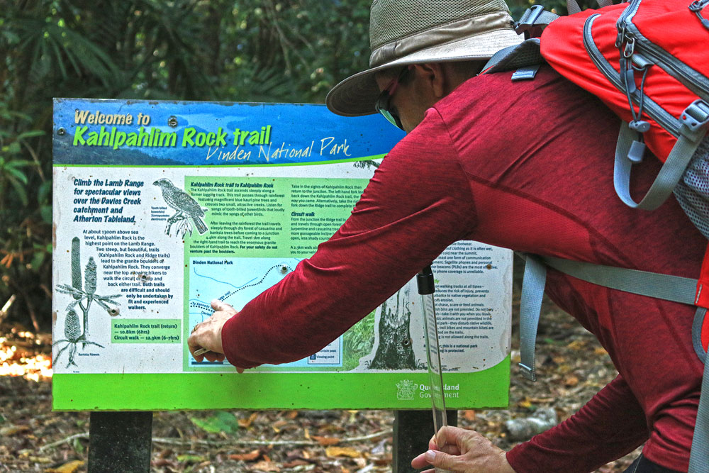 Information board for Kahlpahlim Rock trail.