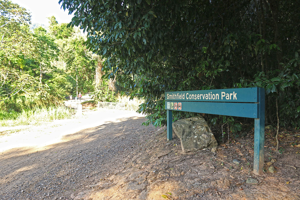 Keep this sign on your right as you walk to the start of the Saddle Mountain summit track.